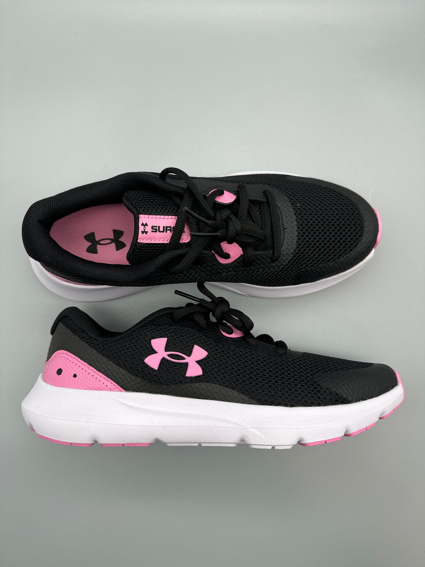 Under Armour Surge 3